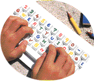 キーボードを打つ絵